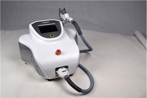 Nejžhavější stroj na vlasy IPL SHR, který se používá k odstranění chloupků a omlazení pokožky